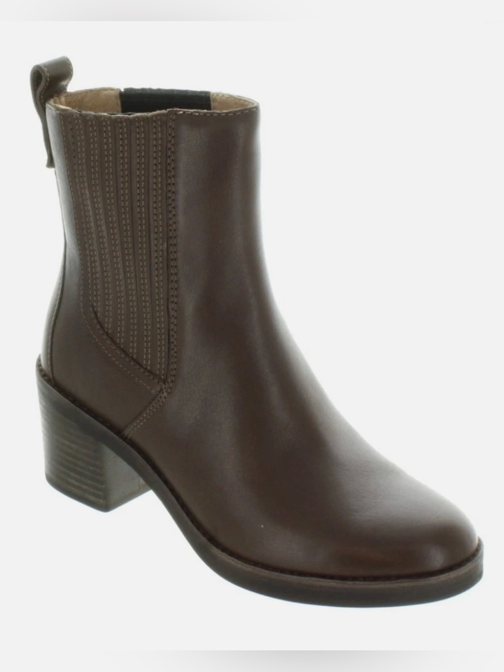 NWOB UGG Women’s Camden Chelsea Ankle Boot Chocolate Leather Pull-On US Size 8